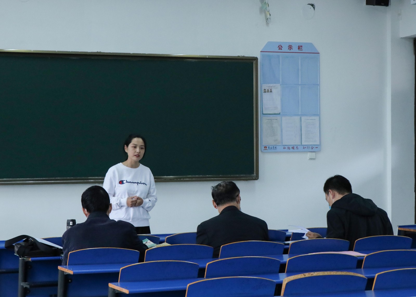 摄影记者黄楠 (3).jpg