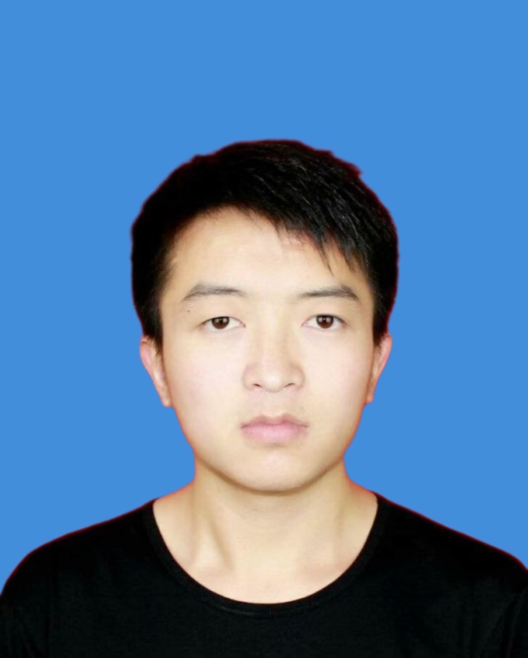 新证件照-1740476232283.jpg