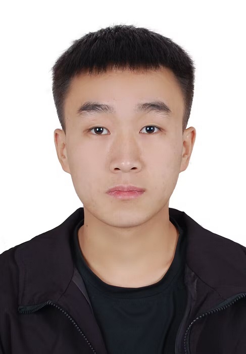 闫鑫.jpg