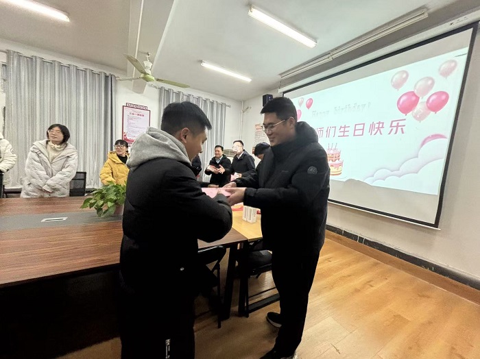 学生会3.jpg