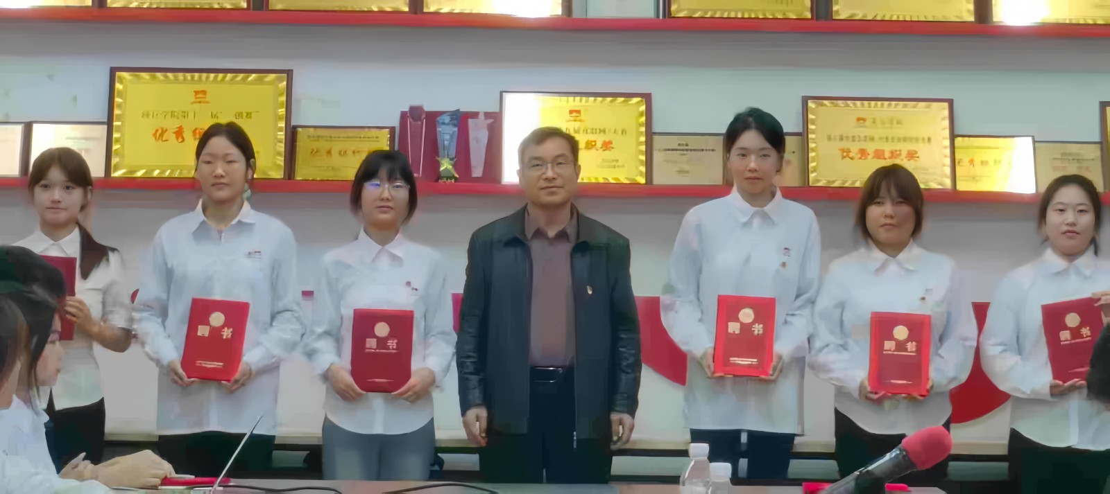 5.jpg 5.jpg