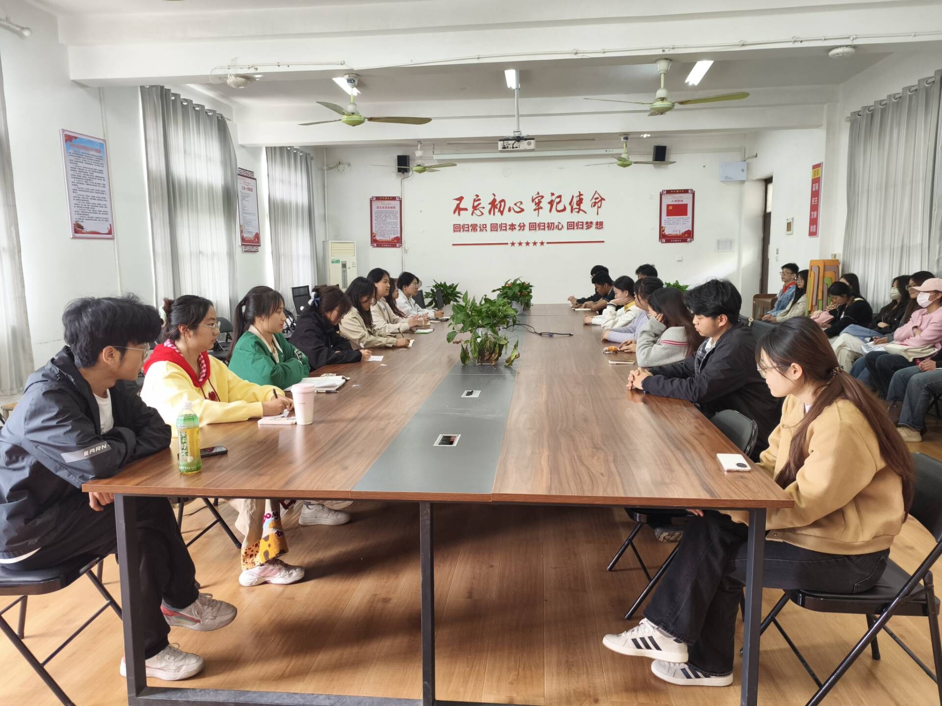 QQ图片20260415171023.jpg QQ图片20260415171023.jpg