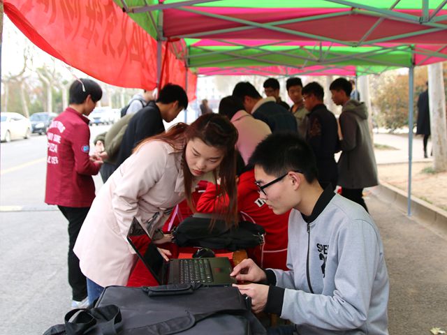 8218e8c32ebe6a6eb3f3b469965c8b63.jpg 洛文强 (4).jpg