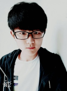 b5bdc36b9c768645a62991611e75e6f3.jpg 李孟宇.jpg