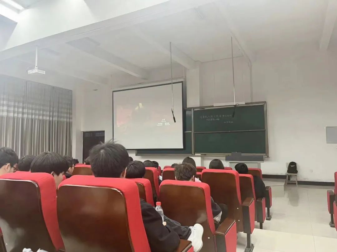 4d939b093c530459d9fbb7ffb8423cb7.jpg