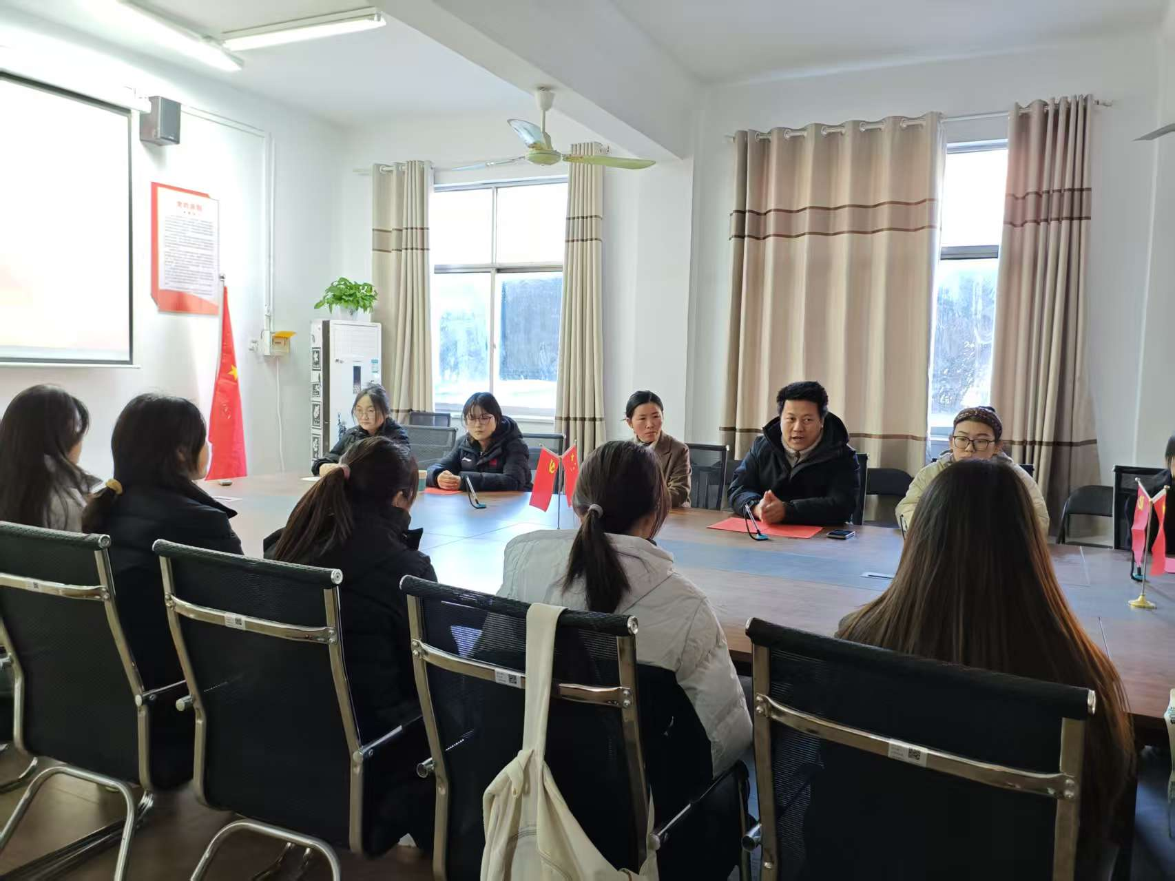 图片4.png 图片4.png