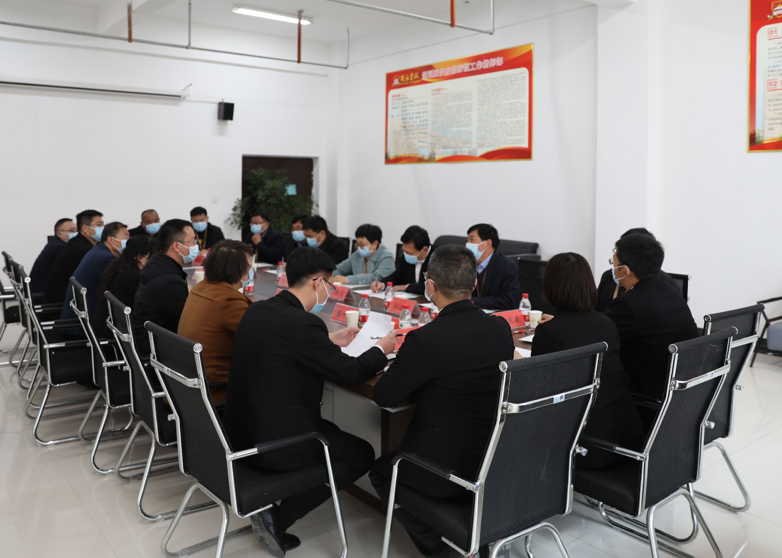 摄影记者刘贺鹏，白坷欣 (4).jpg